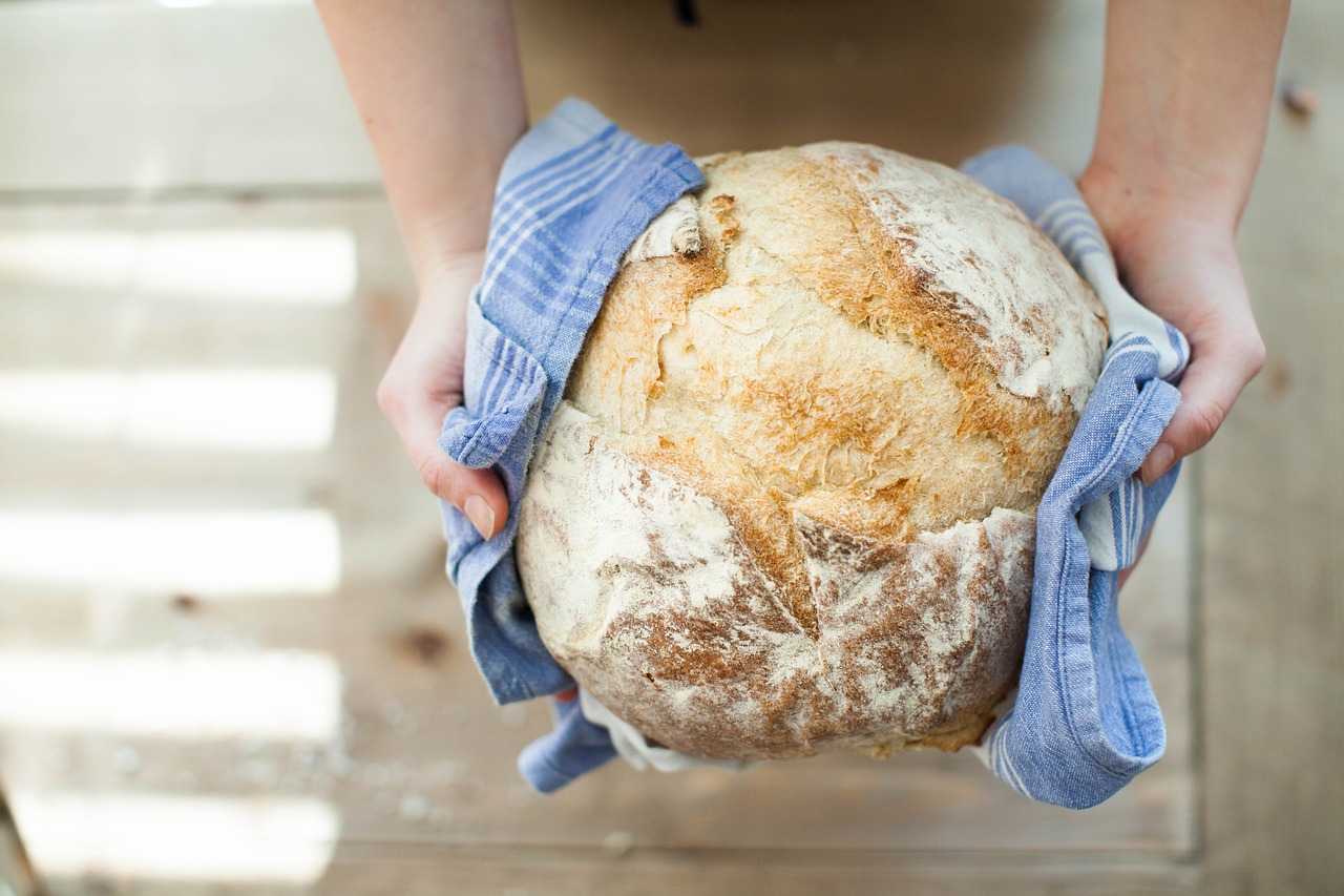 Toast and Toasty: Budget-friendly Baking Tips for Winter